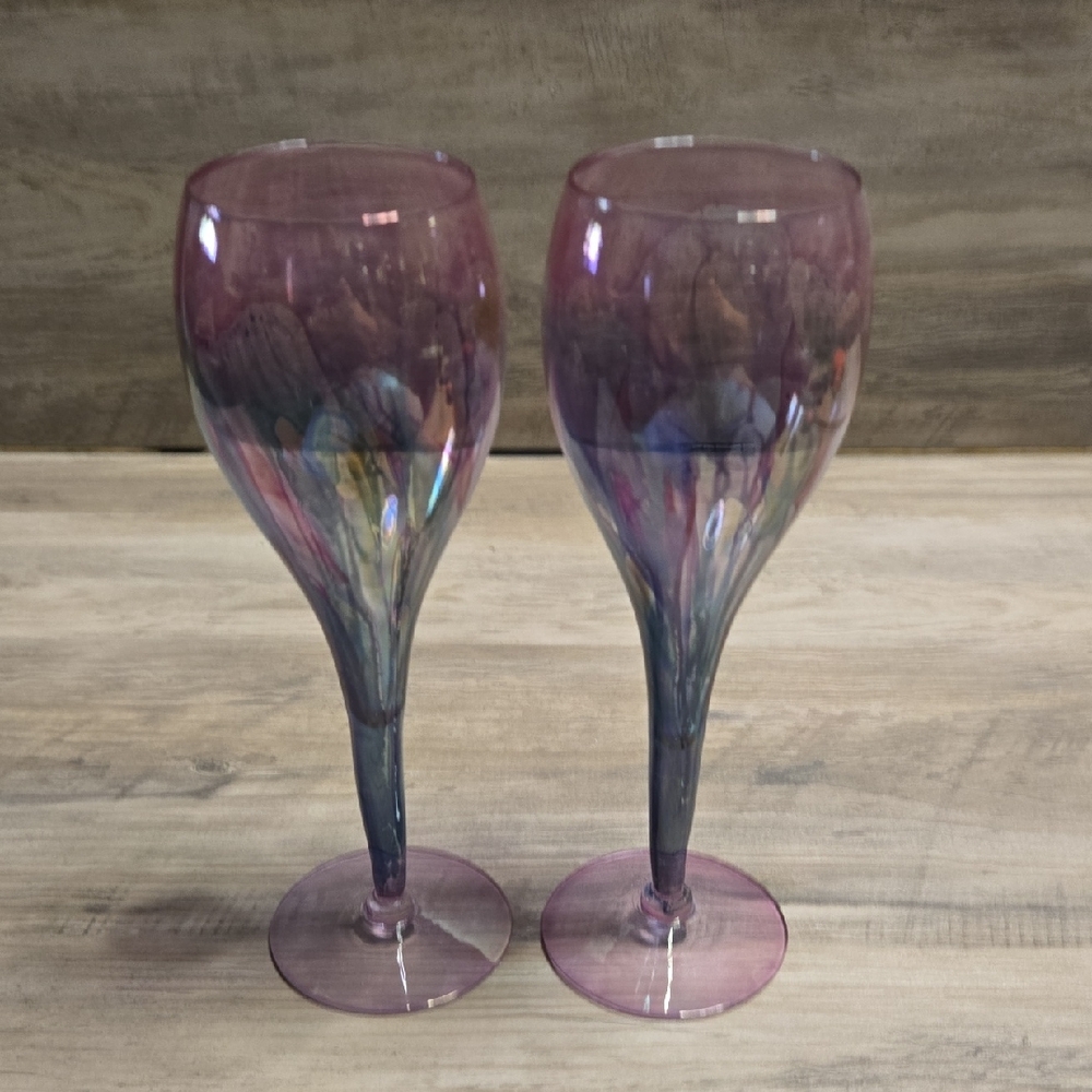 Elegant Purple Champagne Flutes